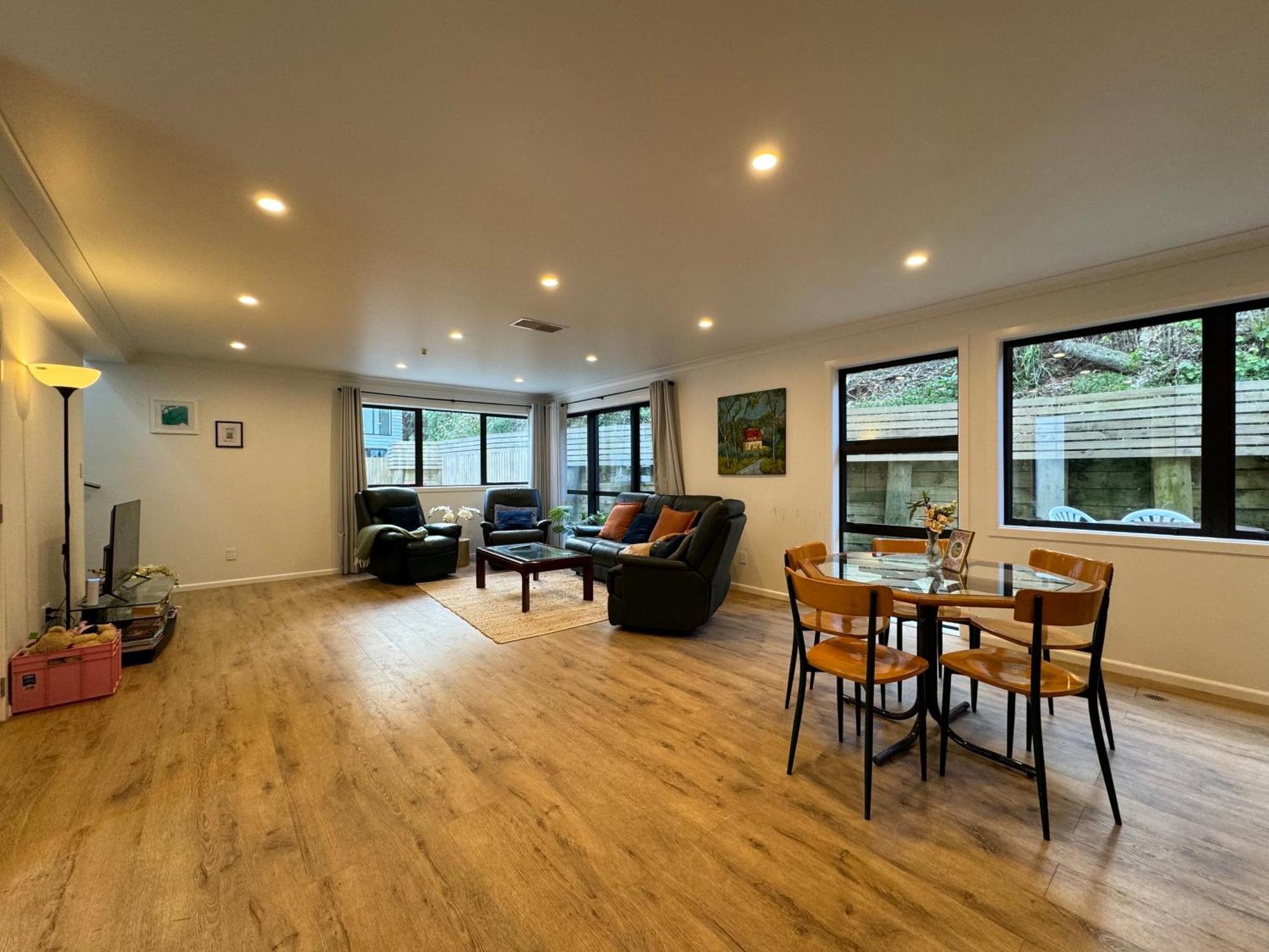 No Party Allowed, Entire Brand New 3 Bedroom Townhouse, Free Unlimited Fibre Wifi And Free Parking Wellington Exteriör bild