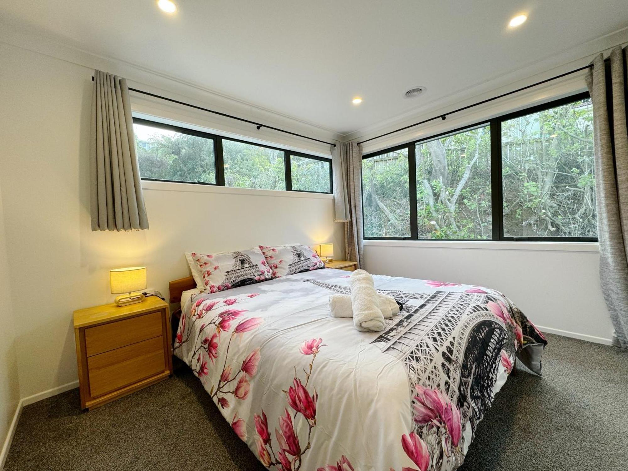 No Party Allowed, Entire Brand New 3 Bedroom Townhouse, Free Unlimited Fibre Wifi And Free Parking Wellington Exteriör bild