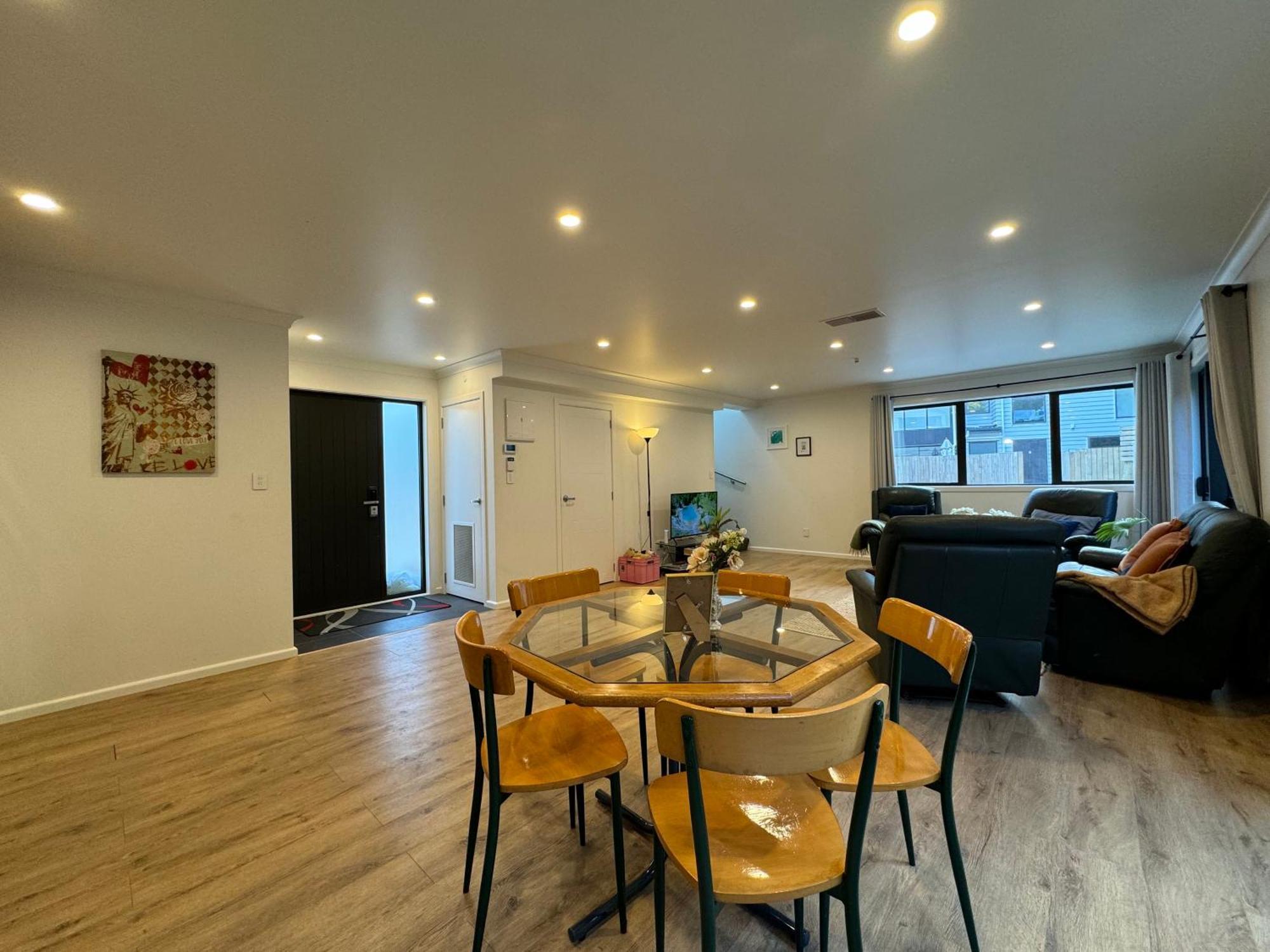 No Party Allowed, Entire Brand New 3 Bedroom Townhouse, Free Unlimited Fibre Wifi And Free Parking Wellington Exteriör bild