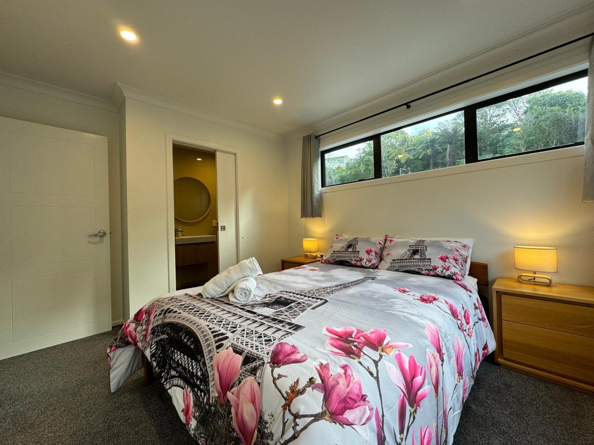 No Party Allowed, Entire Brand New 3 Bedroom Townhouse, Free Unlimited Fibre Wifi And Free Parking Wellington Exteriör bild