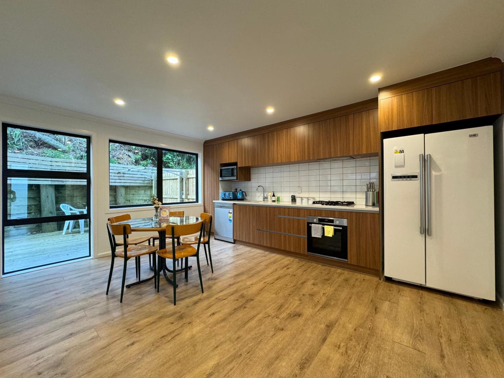 No Party Allowed, Entire Brand New 3 Bedroom Townhouse, Free Unlimited Fibre Wifi And Free Parking Wellington Exteriör bild