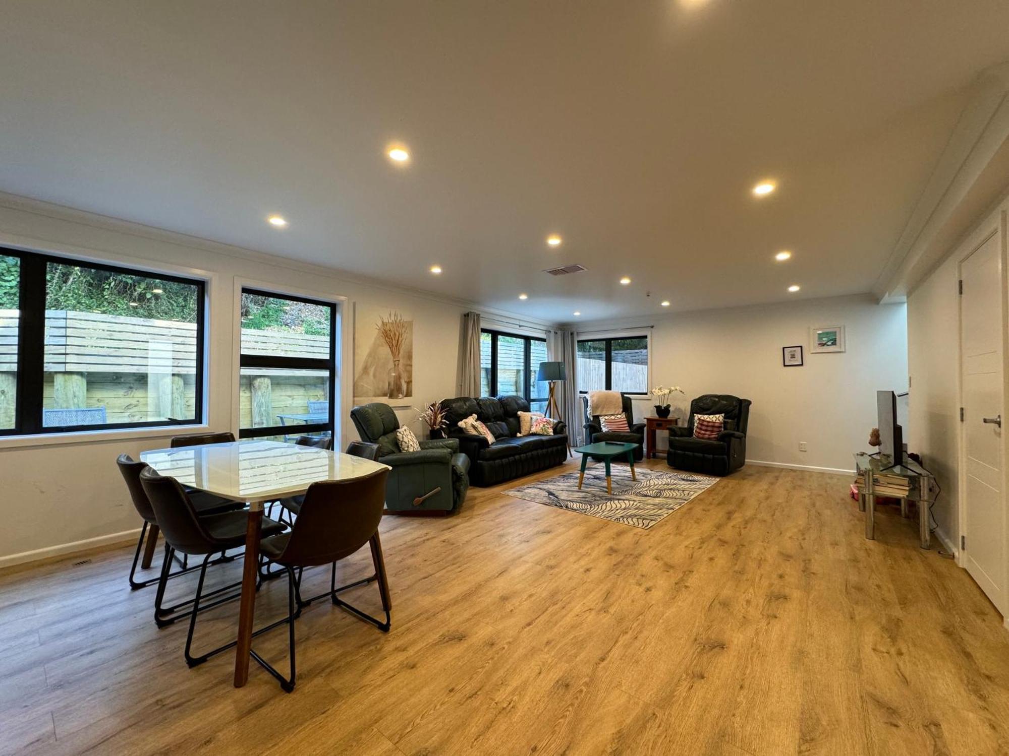 No Party Allowed, Entire Brand New 3 Bedroom Townhouse, Free Unlimited Fibre Wifi And Free Parking Wellington Exteriör bild