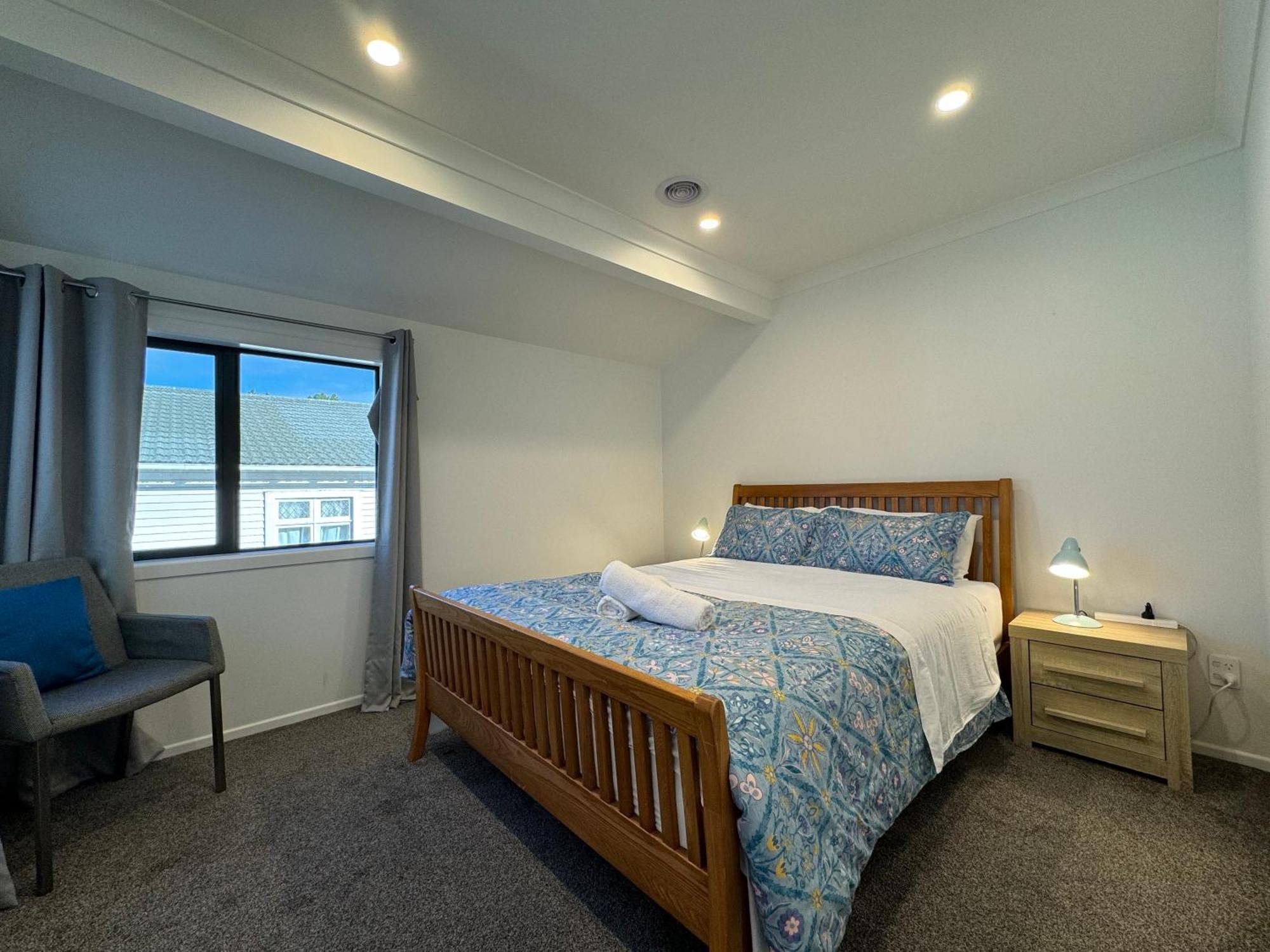 No Party Allowed, Entire Brand New 3 Bedroom Townhouse, Free Unlimited Fibre Wifi And Free Parking Wellington Exteriör bild
