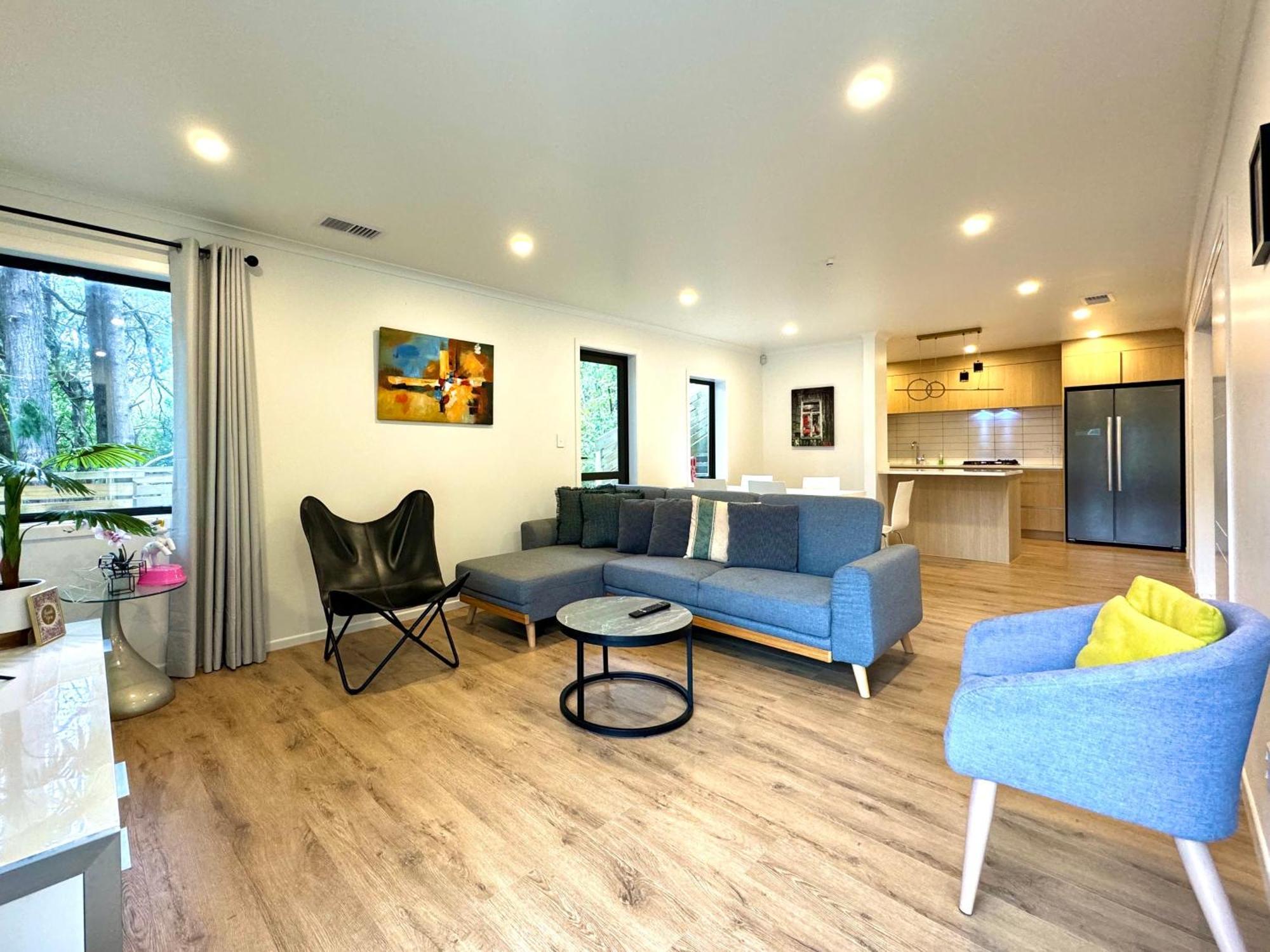 No Party Allowed, Entire Brand New 3 Bedroom Townhouse, Free Unlimited Fibre Wifi And Free Parking Wellington Exteriör bild