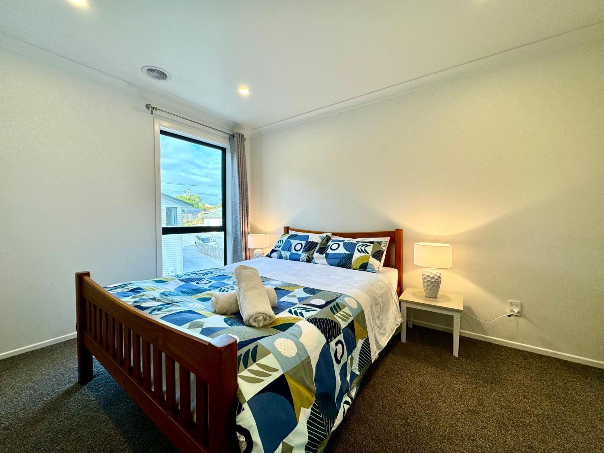 No Party Allowed, Entire Brand New 3 Bedroom Townhouse, Free Unlimited Fibre Wifi And Free Parking Wellington Exteriör bild